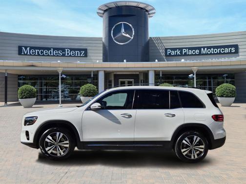 2025 Mercedes-Benz GLB 250 Base