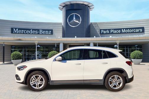 2022 Mercedes-Benz GLA 250