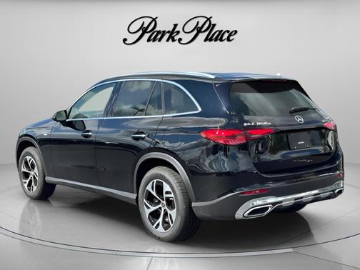 2025 Mercedes-Benz GLC 350e 