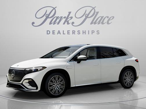 Polar White 2023 Mercedes-Benz EQS 580