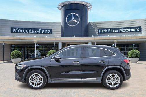 2022 Mercedes-Benz GLA 250