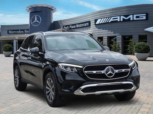 2025 Mercedes-Benz GLC 300 