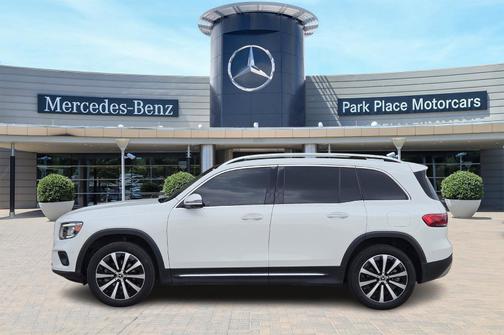 2023 Mercedes-Benz GLB 250