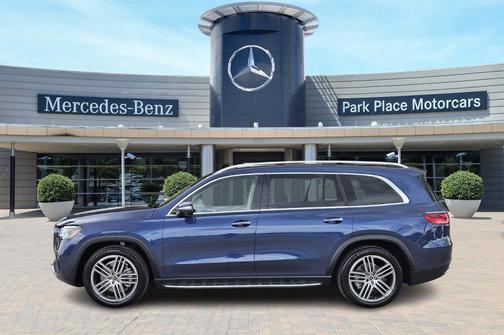 2025 Mercedes-Benz GLS 450