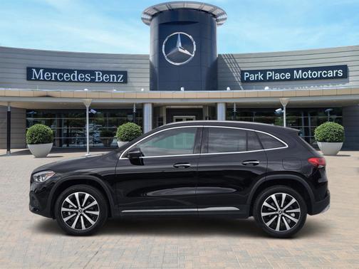 2023 Mercedes-Benz GLA 250 