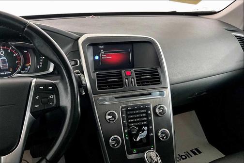 Bright Silver Metallic 2016 Volvo XC60 T5 Premier