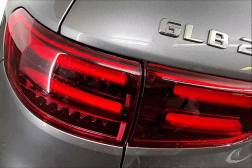 Mountain Grey Metallic 2026 Mercedes-Benz GLB 250 4MATIC