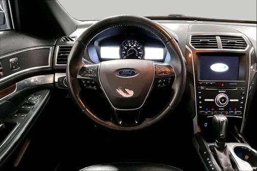 BLUE JEANS METALLIC 2017 Ford Explorer Limited