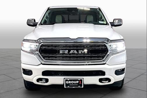 Ivory White Tri-Coat Pearlcoat 2024 RAM 1500 Limited
