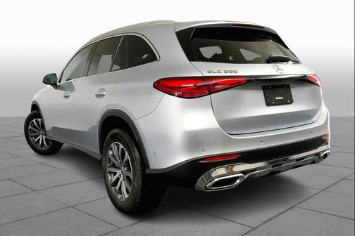 Cirrus Silver Metallic 2025 Mercedes-Benz GLC 300 4MATIC