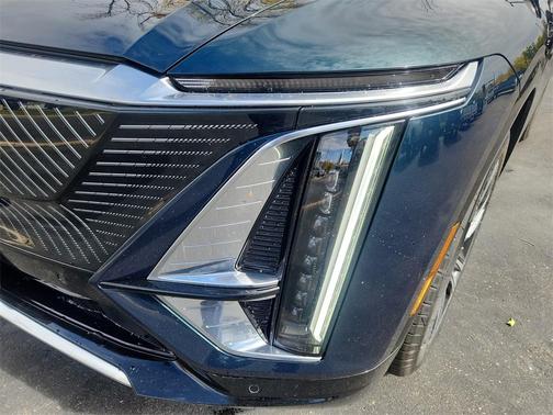 2026 Cadillac LYRIQ Premium Luxury