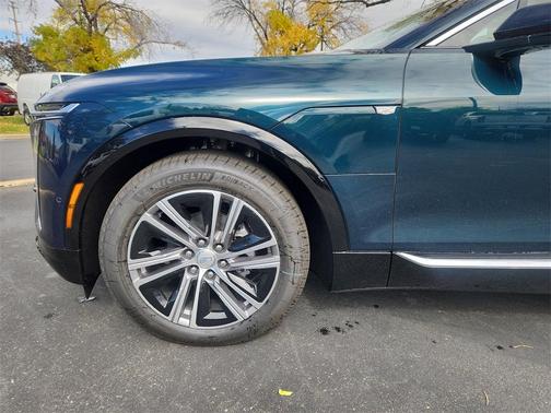 2026 Cadillac LYRIQ Premium Luxury