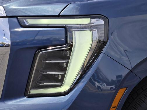 Metallic 2026 GMC Yukon Elevation