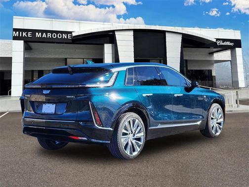 2024 Cadillac LYRIQ Luxury