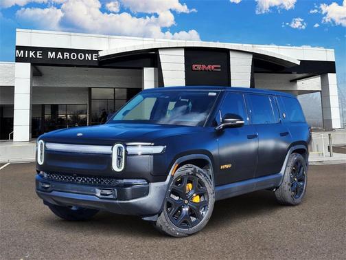 2025 Rivian R1S Ascend