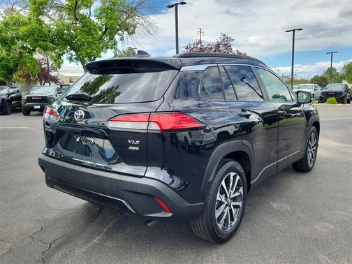 2023 Toyota Corolla Cross XLE