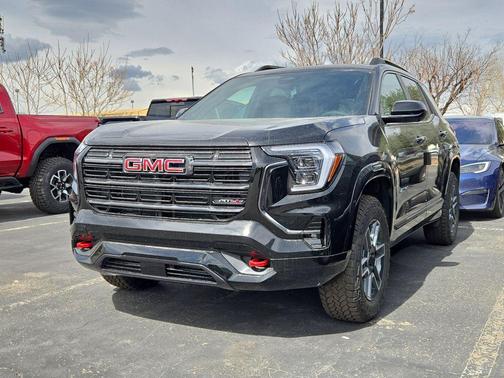 Ebony Twilight Metallic 2026 GMC Terrain AT4
