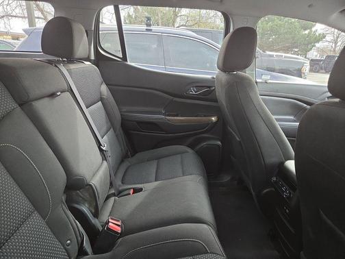 Cayenne Red Tintcoat 2021 GMC Acadia SLE