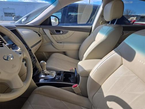 2009 INFINITI FX35 Base (A5)