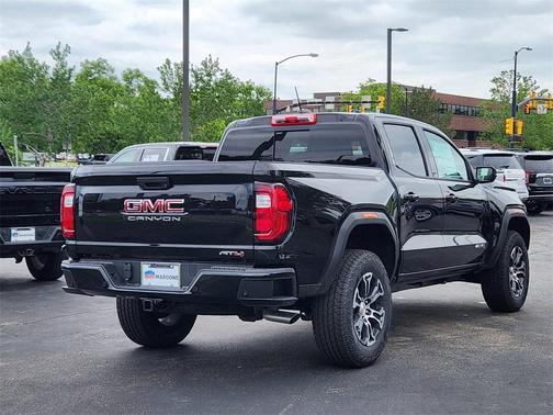 2025 GMC Canyon AT4