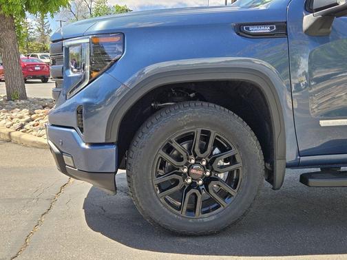 Metallic 2026 GMC Sierra 1500 Elevation