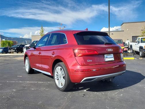 2018 Audi Q5 2.0T Prestige
