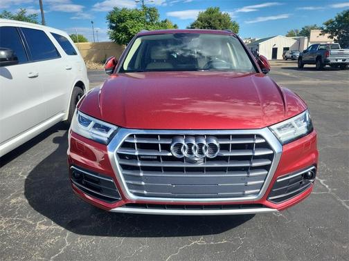 2018 Audi Q5 2.0T Prestige