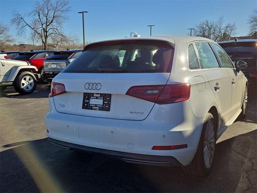 2016 Audi A3 e-tron 1.4T Premium