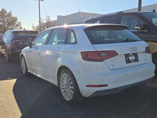 2016 Audi A3 e-tron 1.4T Premium