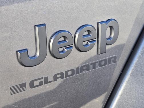 2023 Jeep Gladiator Sport