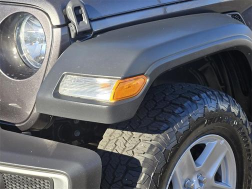 2023 Jeep Gladiator Sport