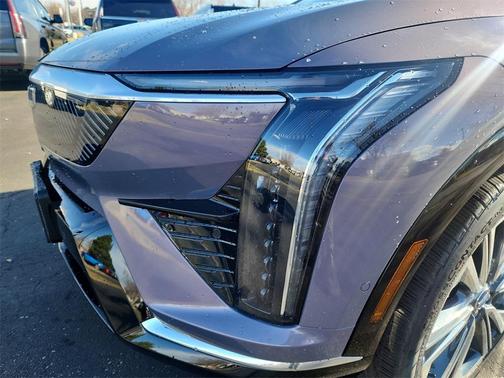 2026 Cadillac OPTIQ Premium Luxury