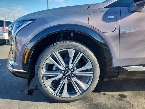 2026 Cadillac OPTIQ Premium Luxury