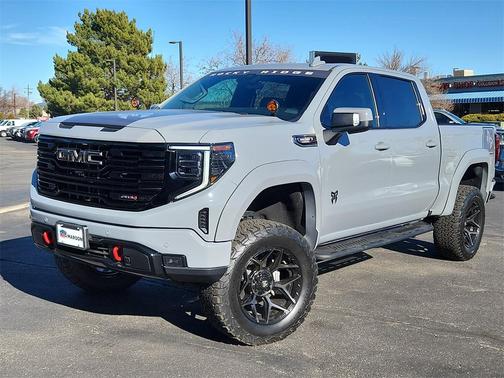 2025 GMC Sierra 1500 AT4