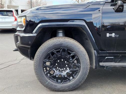 2024 GMC HUMMER EV SUV 2X