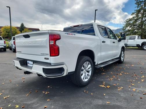 2021 Chevrolet Silverado 1500 Custom