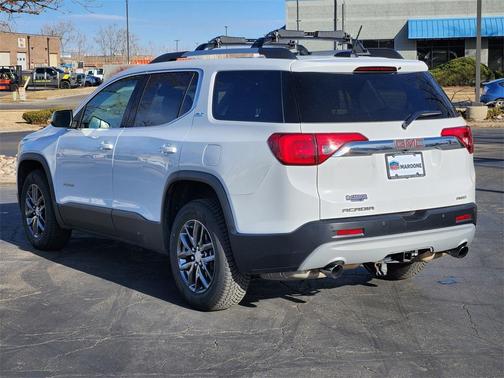2017 GMC Acadia SLT-1