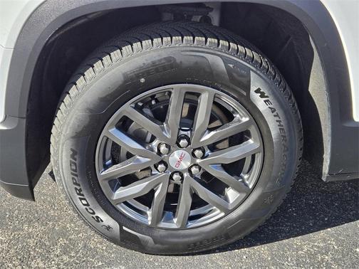 2017 GMC Acadia SLT-1