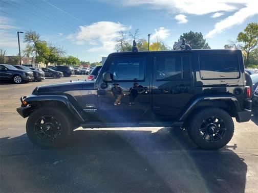 2013 Jeep Wrangler Unlimited Sahara