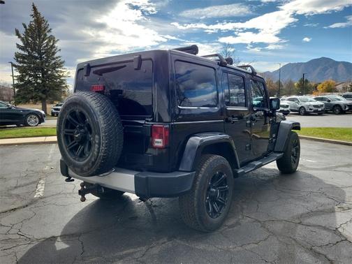 2013 Jeep Wrangler Unlimited Sahara