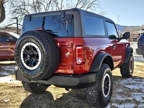 2023 Ford Bronco Base