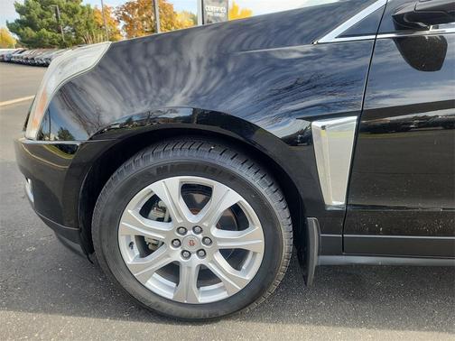 2014 Cadillac SRX Performance Collection