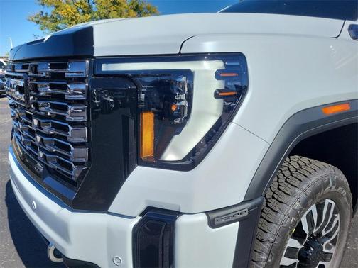 2026 GMC Sierra 2500 Denali Ultimate