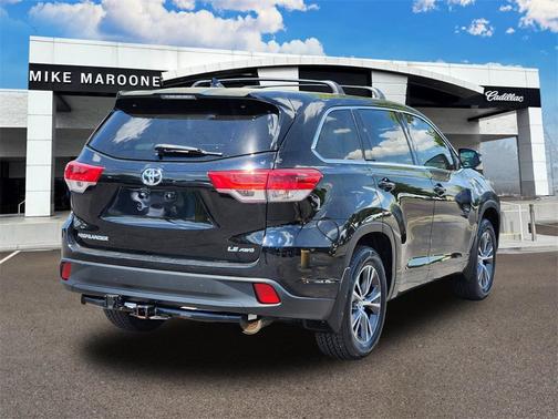 2017 Toyota Highlander LE Plus