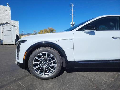 2026 Cadillac LYRIQ Premium Sport
