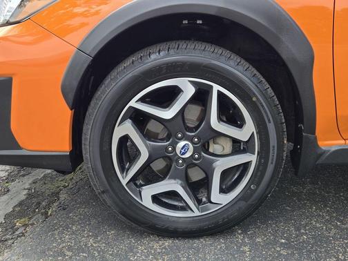 Sunshine Orange 2018 Subaru Crosstrek 2.0i Limited