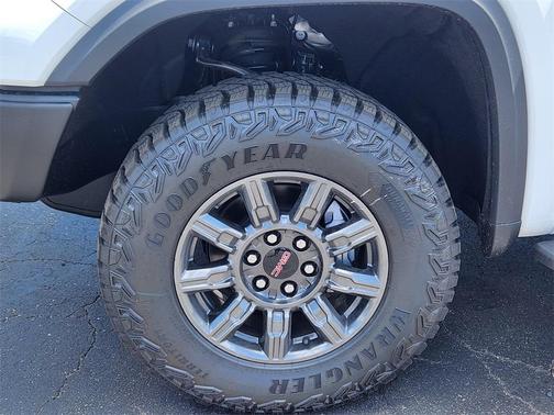 2025 GMC Sierra 1500 AT4X