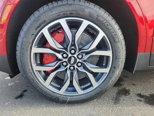 2025 Cadillac XT5 Sport