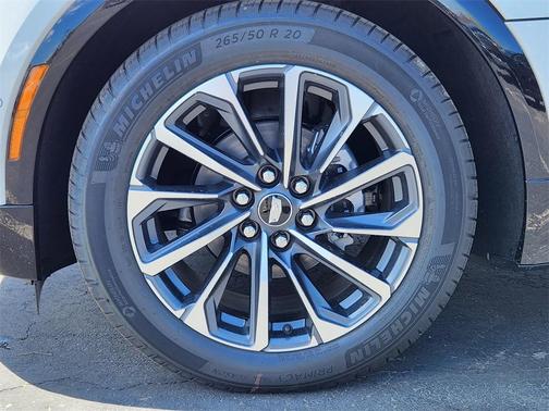 2025 Cadillac LYRIQ Sport