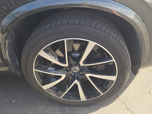 2018 Volvo XC90 Hybrid T8 Inscription